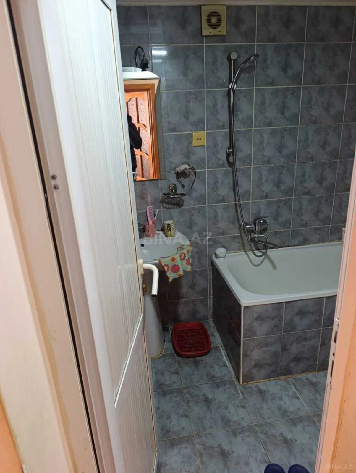 Satılır 3 otaqlı mənzil 72 m²