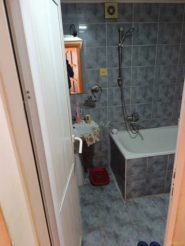 Satılır 3 otaqlı mənzil 72 m²
