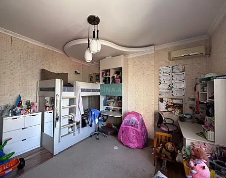 Satılır 3 otaqlı mənzil 110 m²