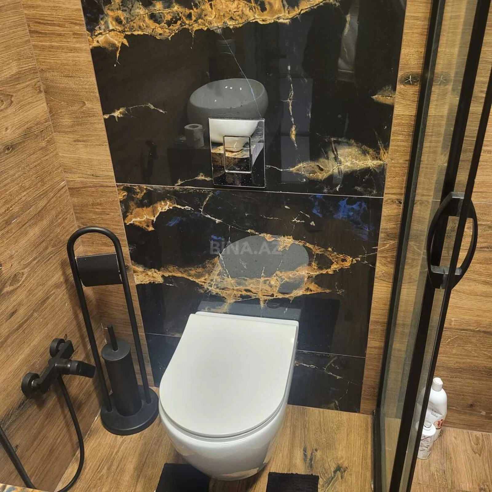 Satılır 2 otaqlı mənzil 70.7 m²