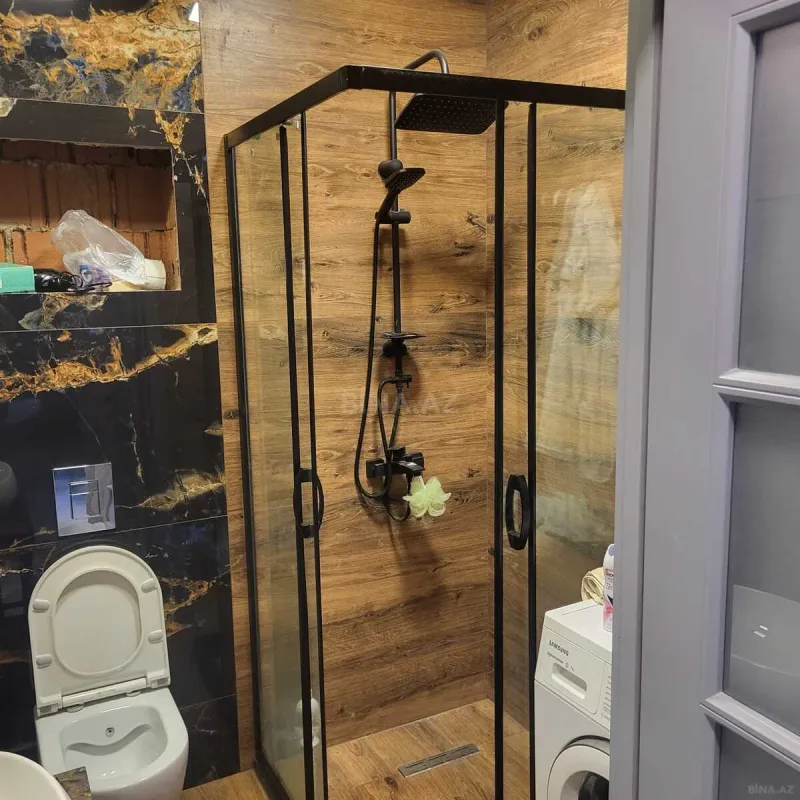 Satılır 2 otaqlı mənzil 70.7 m²