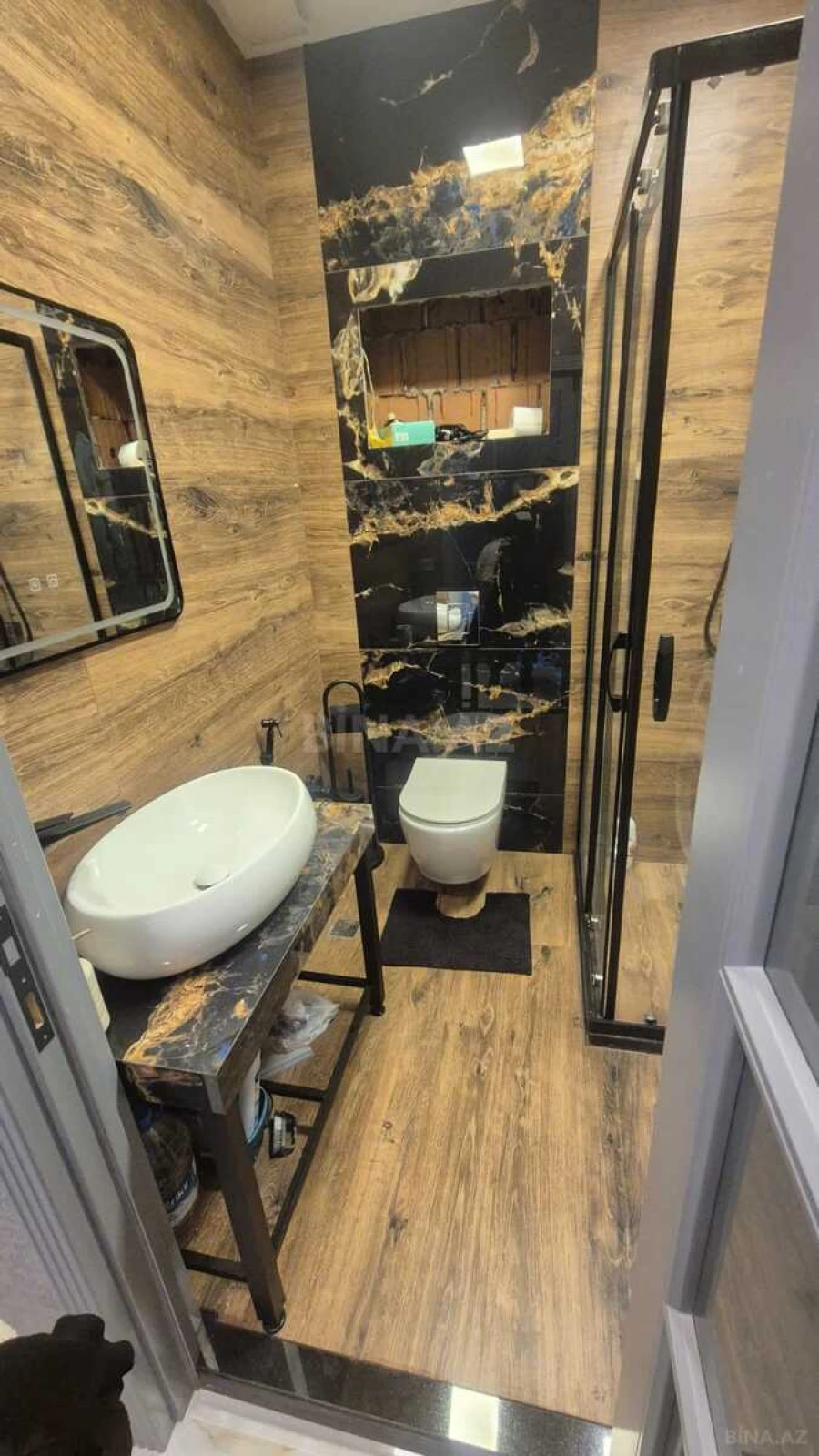 Satılır 2 otaqlı mənzil 70.7 m²