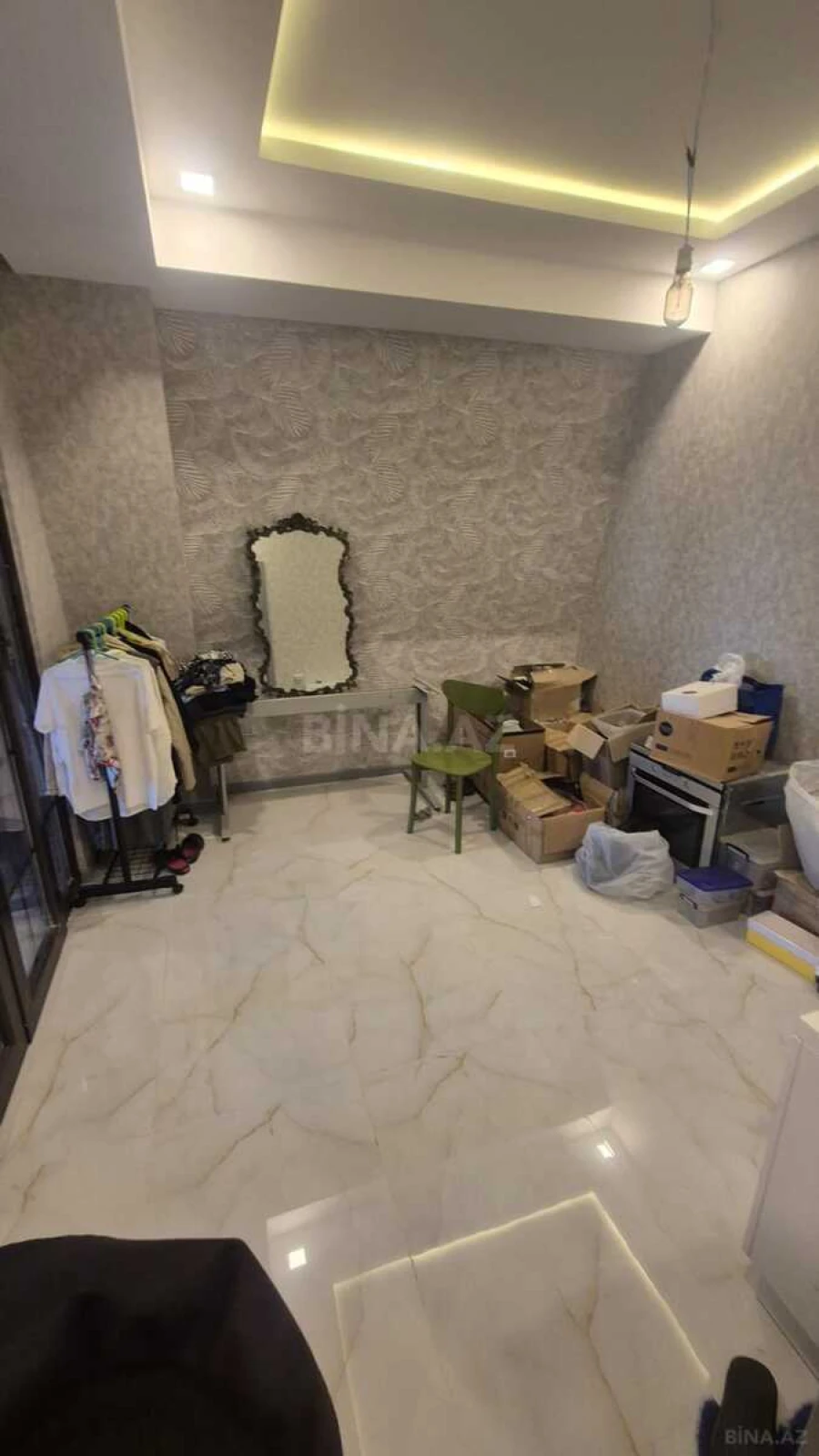 Satılır 2 otaqlı mənzil 70.7 m²