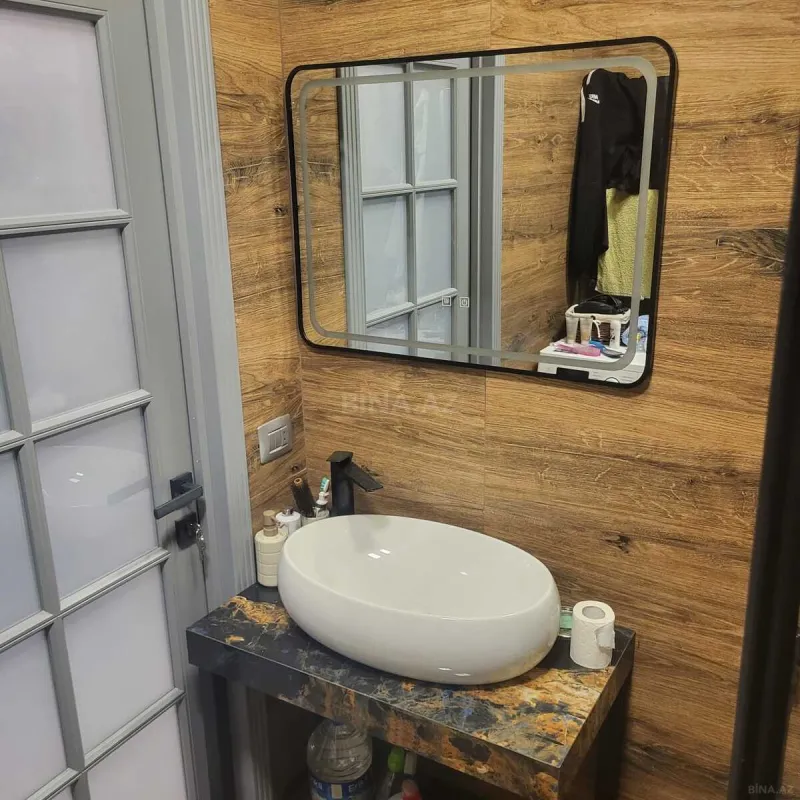 Satılır 2 otaqlı mənzil 70.7 m²