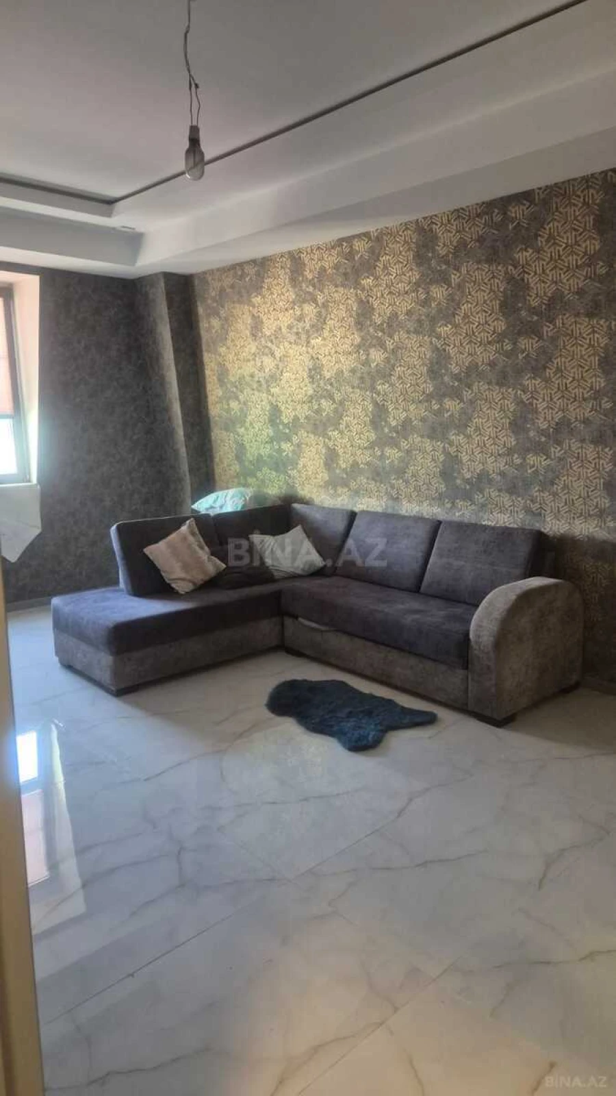 Satılır 2 otaqlı mənzil 70.7 m²