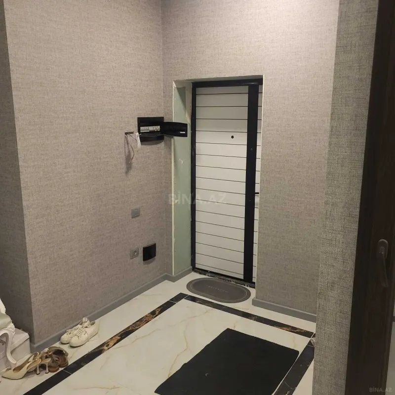 Satılır 2 otaqlı mənzil 70.7 m²