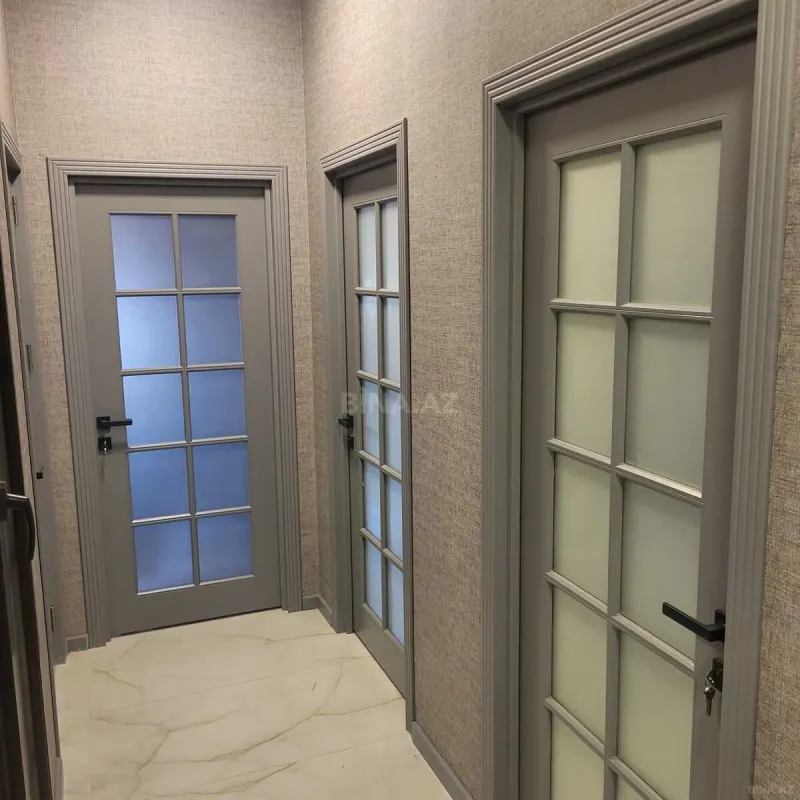 Satılır 2 otaqlı mənzil 70.7 m²