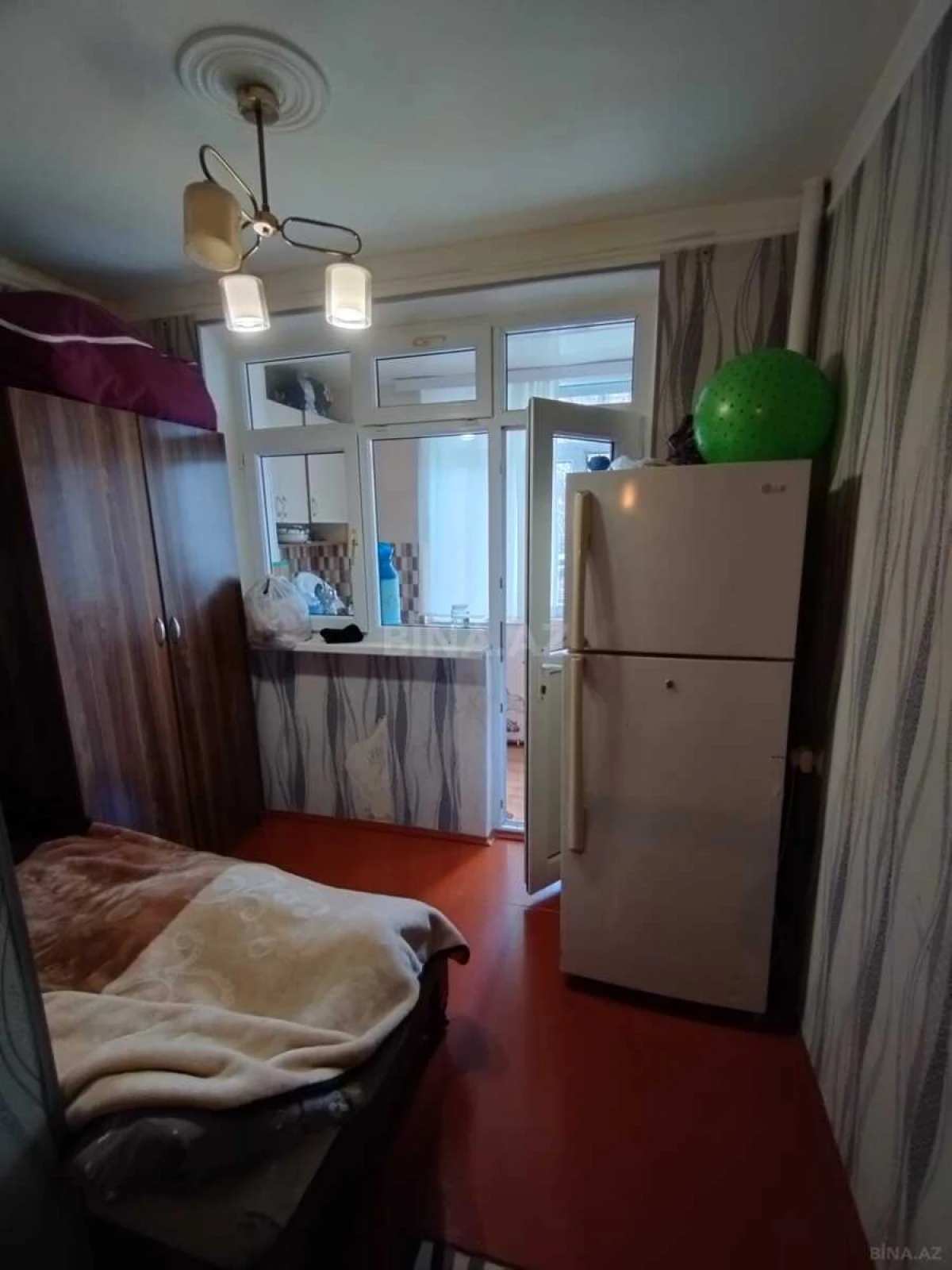Satılır 1 otaqlı mənzil 35 m²