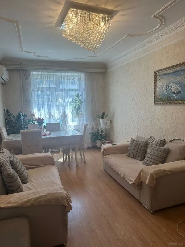 Satılır 4 otaqlı mənzil 95 m²