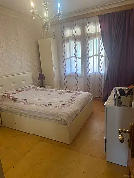 Satılır 4 otaqlı mənzil 95 m²