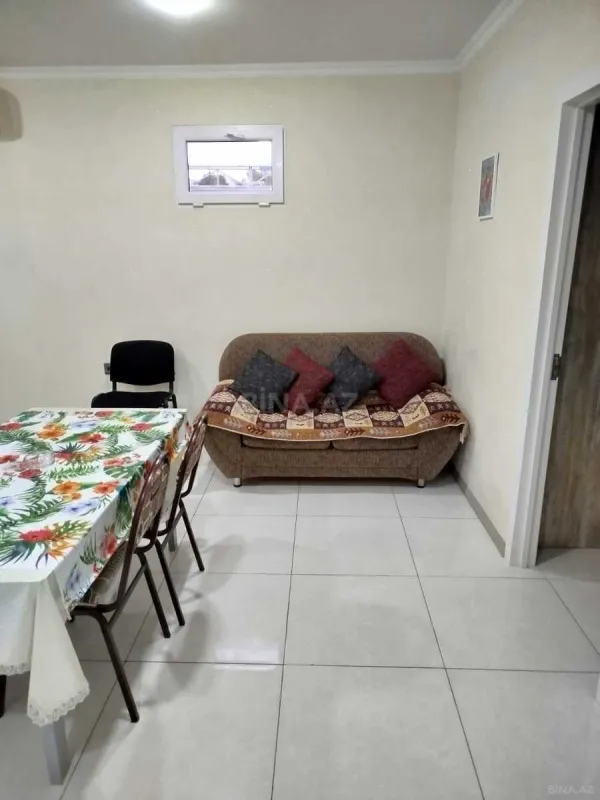 Kirayə verilir 3 otaqlı həyət evi 65 m²