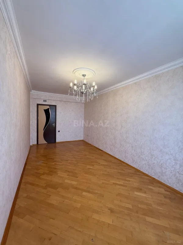 Satılır 2 otaqlı mənzil 62 m²