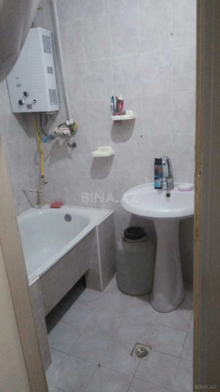 Satılır 2 otaqlı mənzil 52 m²