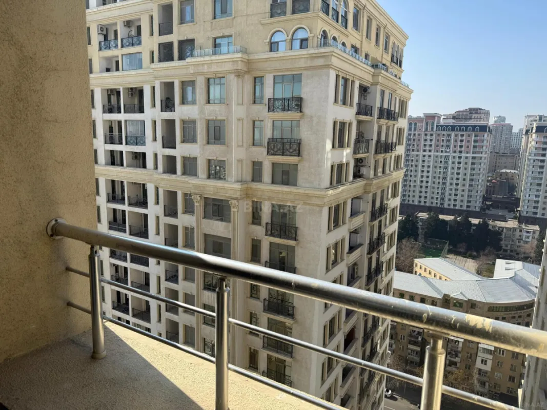 Kirayə verilir 2 otaqlı mənzil 80 m²