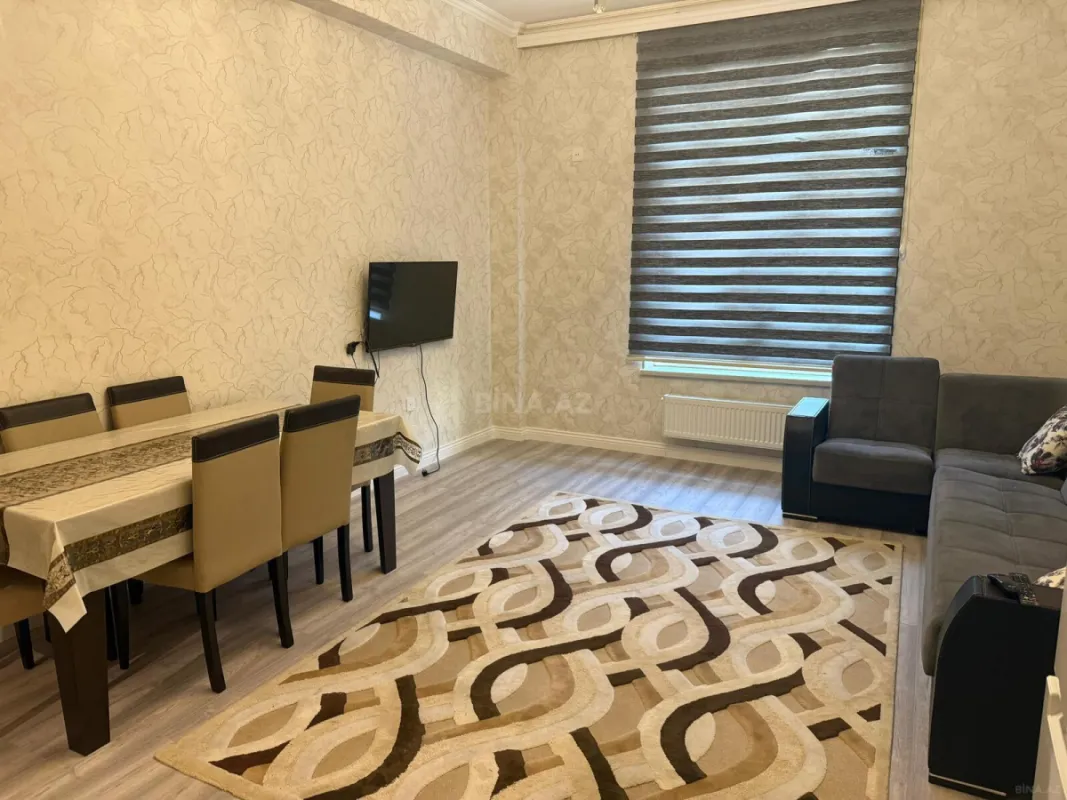 Kirayə verilir 2 otaqlı mənzil 80 m²