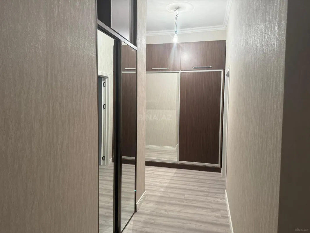 Kirayə verilir 2 otaqlı mənzil 80 m²