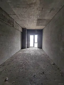 Satılır 3 otaqlı mənzil 147 m²