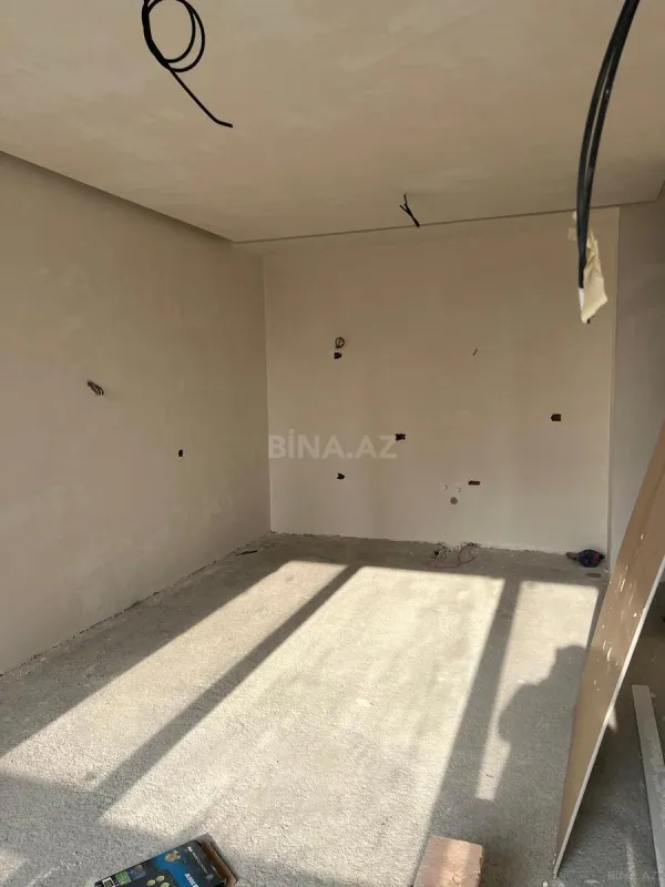 Satılır 3 otaqlı mənzil 68 m²