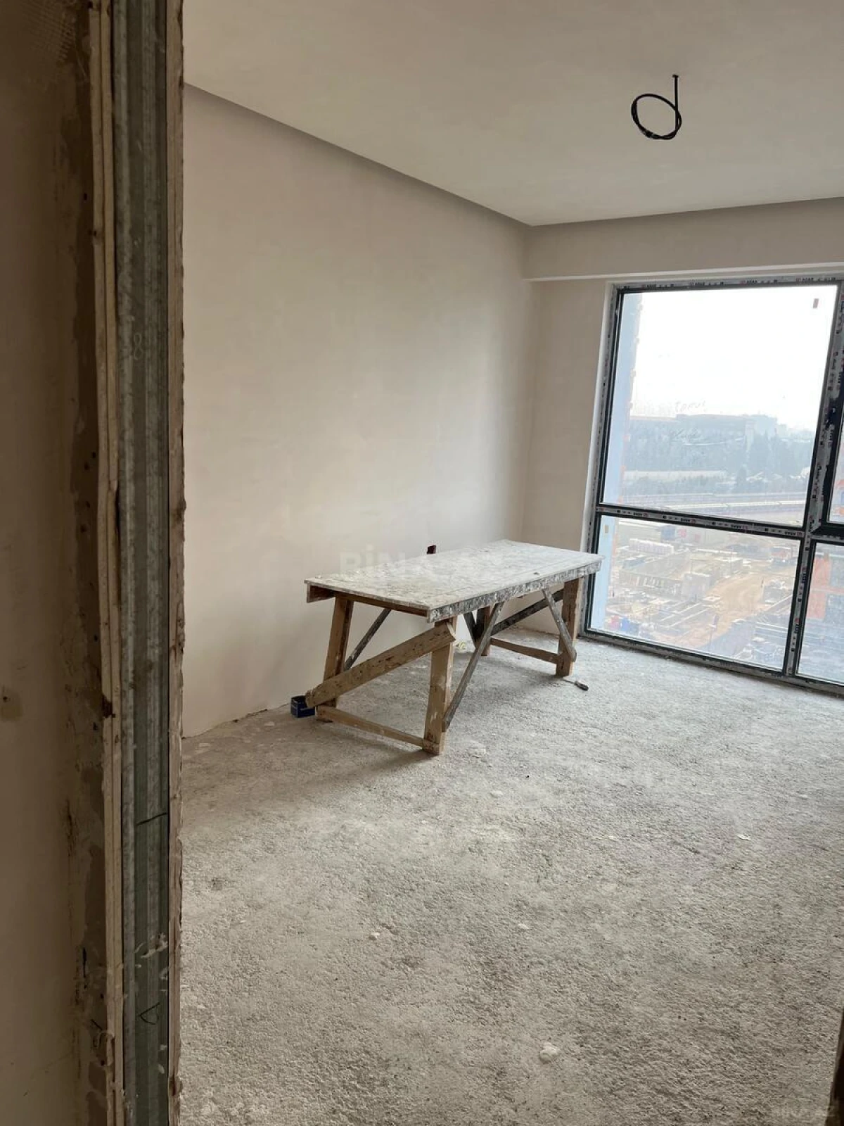 Satılır 3 otaqlı mənzil 68 m²