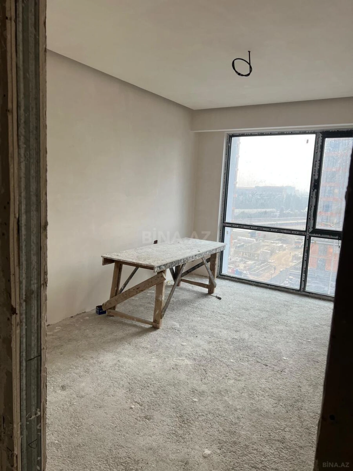 Satılır 3 otaqlı mənzil 68 m²
