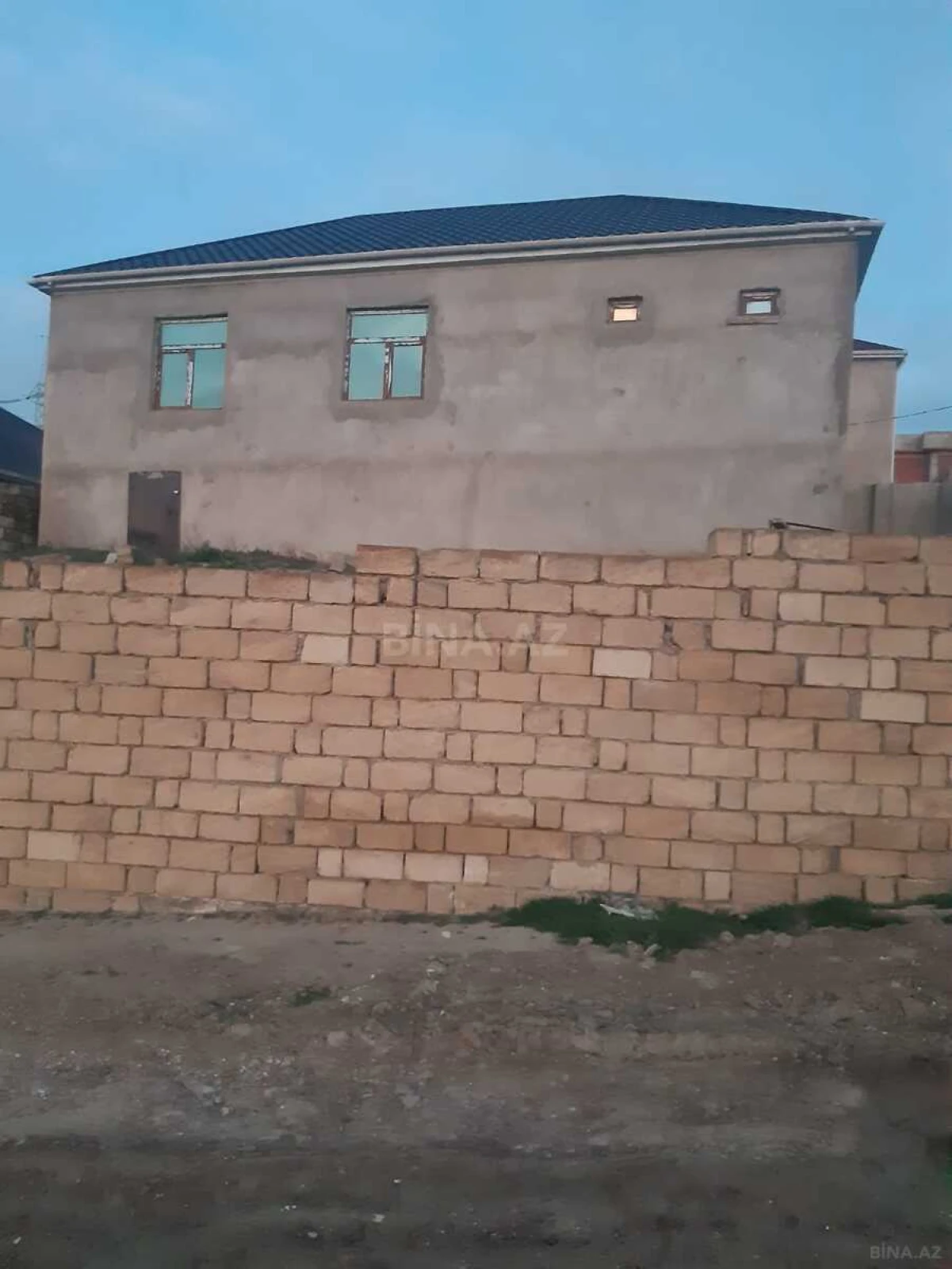 Satılır 4 otaqlı həyət evi 120 m²