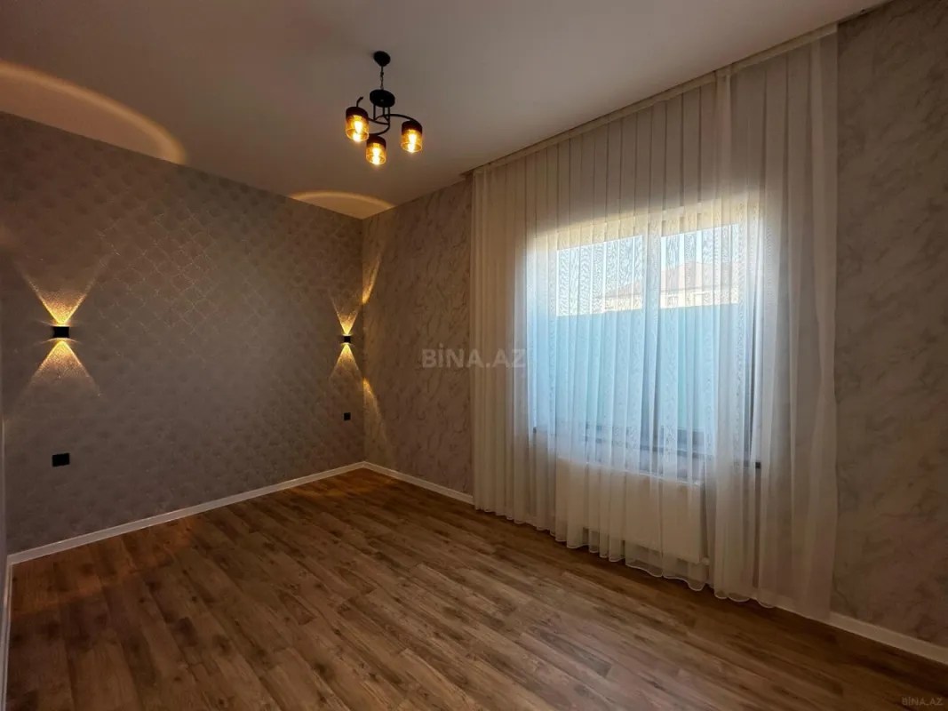 Satılır 4 otaqlı həyət evi 150 m²