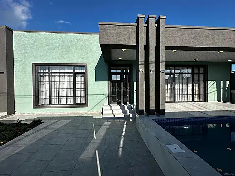 Satılır 4 otaqlı həyət evi 150 m²