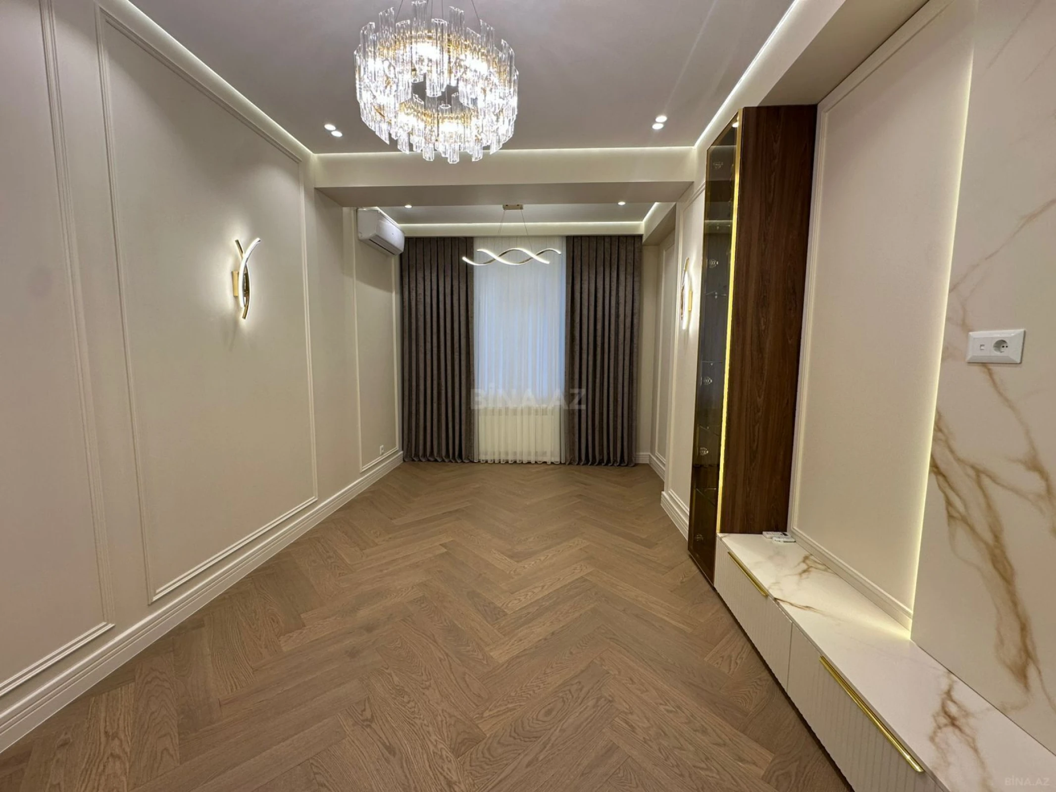 Satılır 3 otaqlı mənzil 87 m²