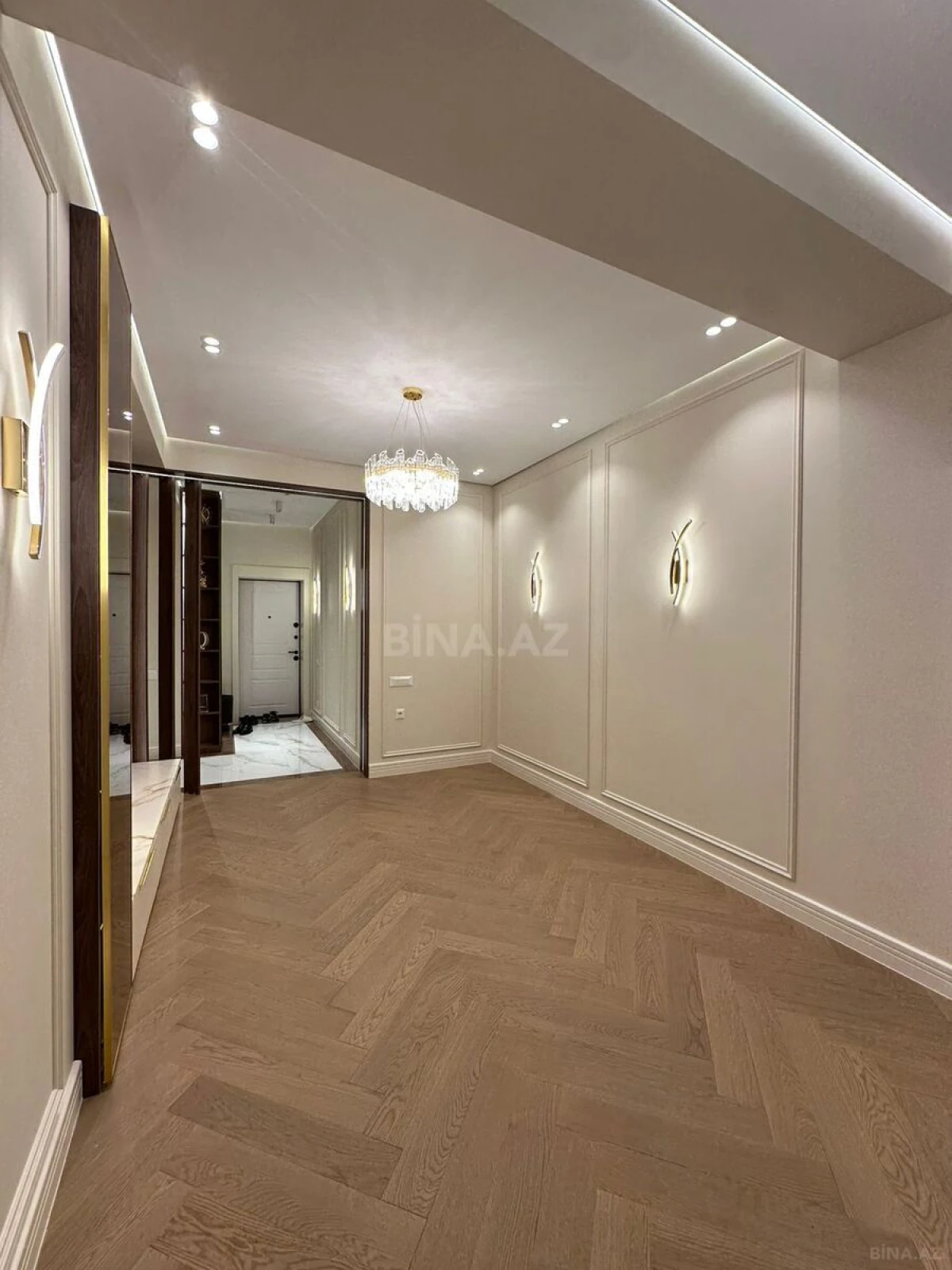 Satılır 3 otaqlı mənzil 87 m²