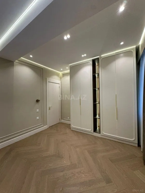 Satılır 3 otaqlı mənzil 87 m²