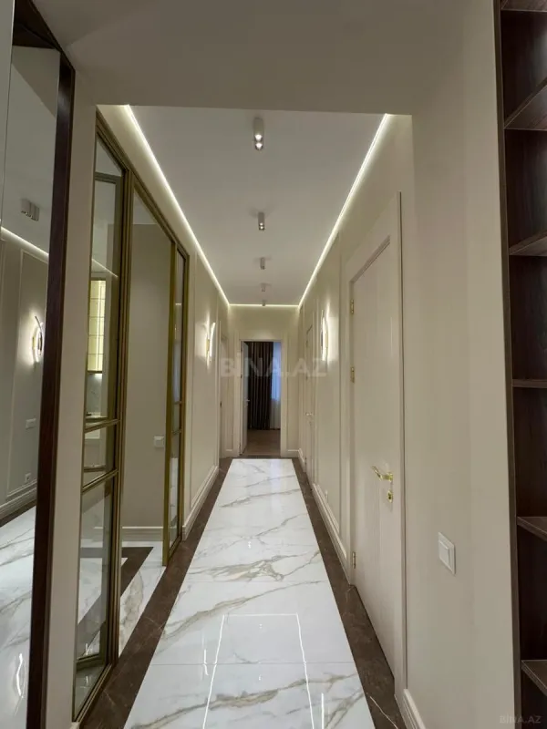Satılır 3 otaqlı mənzil 87 m²