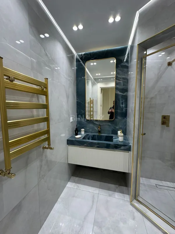 Satılır 3 otaqlı mənzil 87 m²