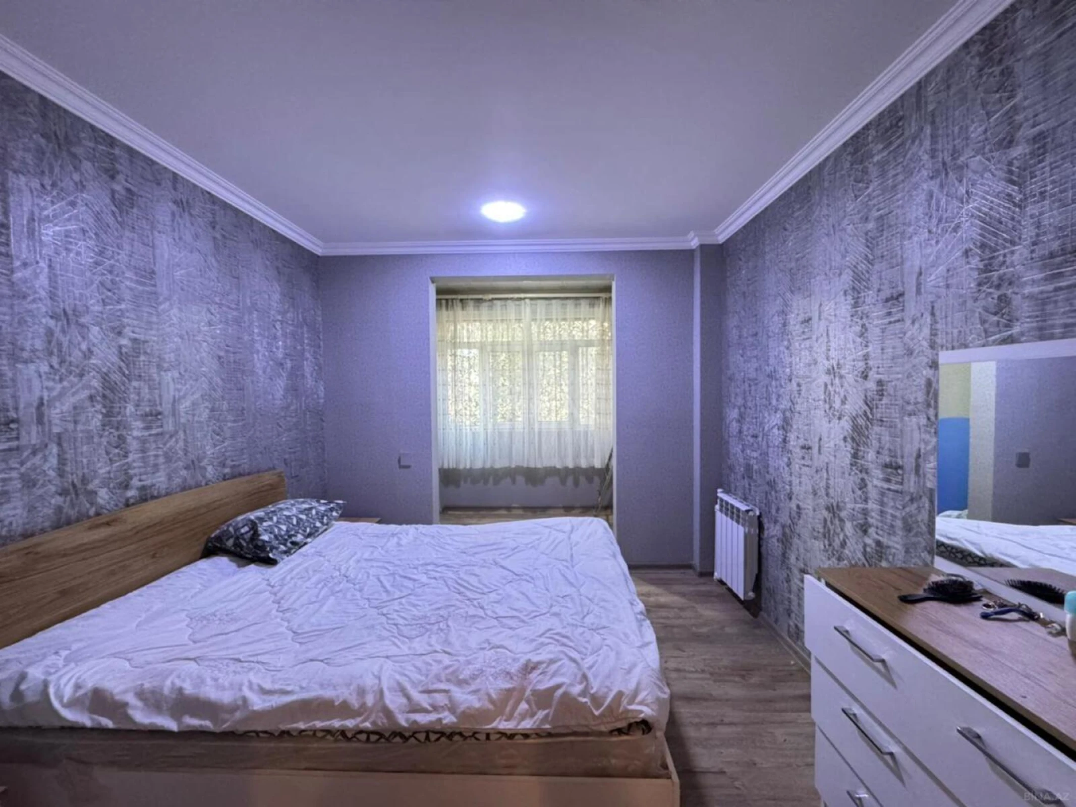 Satılır 2 otaqlı mənzil 65 m²