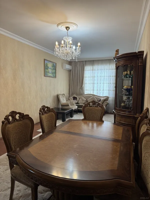 Satılır 2 otaqlı mənzil 101 m²