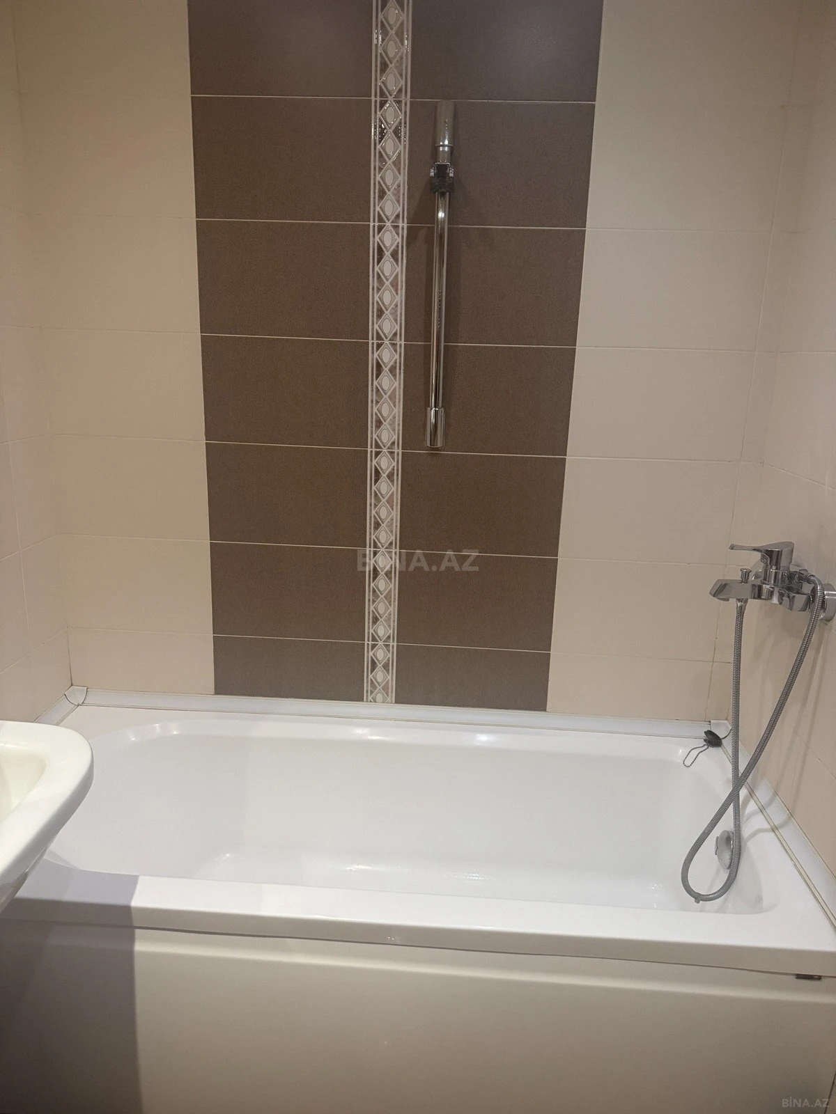 Kirayə verilir 1 otaqlı mənzil 55 m²