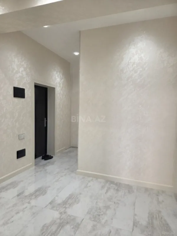 Satılır 2 otaqlı mənzil 74 m²