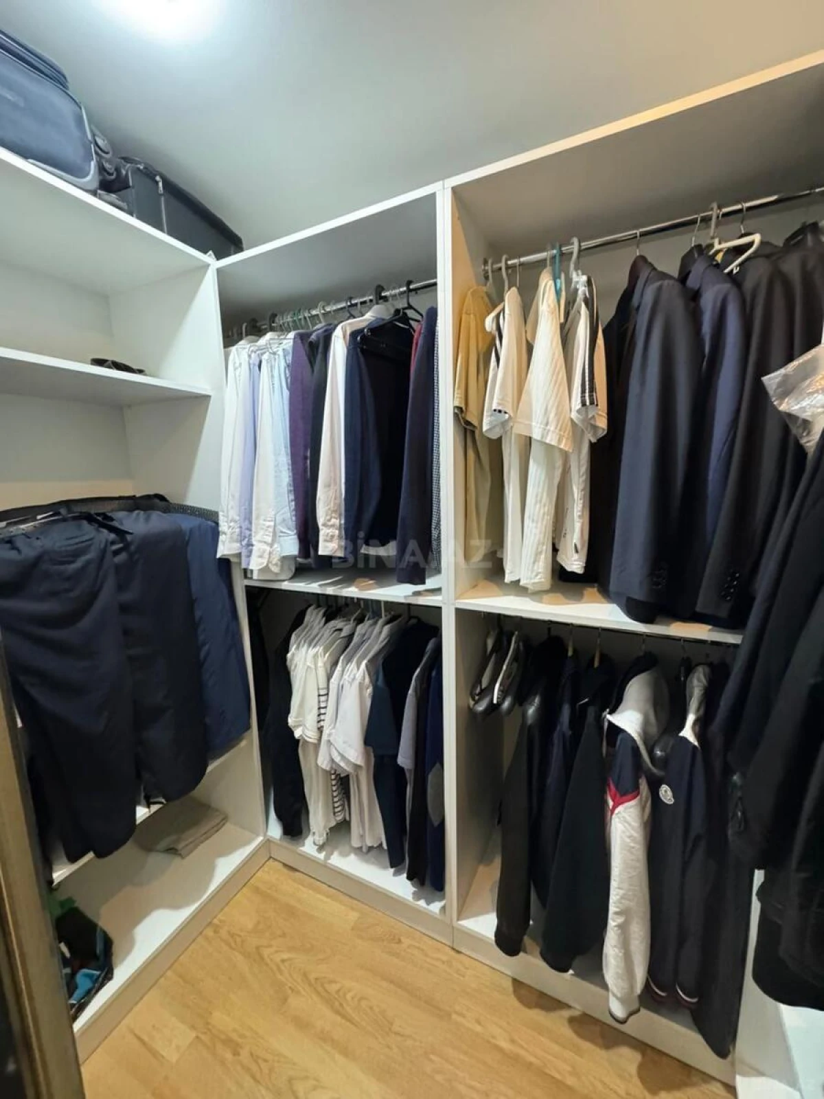 Kirayə verilir 2 otaqlı mənzil 72 m²