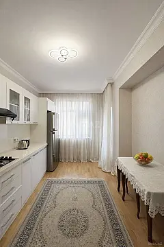 Kirayə verilir 2 otaqlı mənzil 72 m²