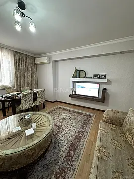 Kirayə verilir 2 otaqlı mənzil 72 m²