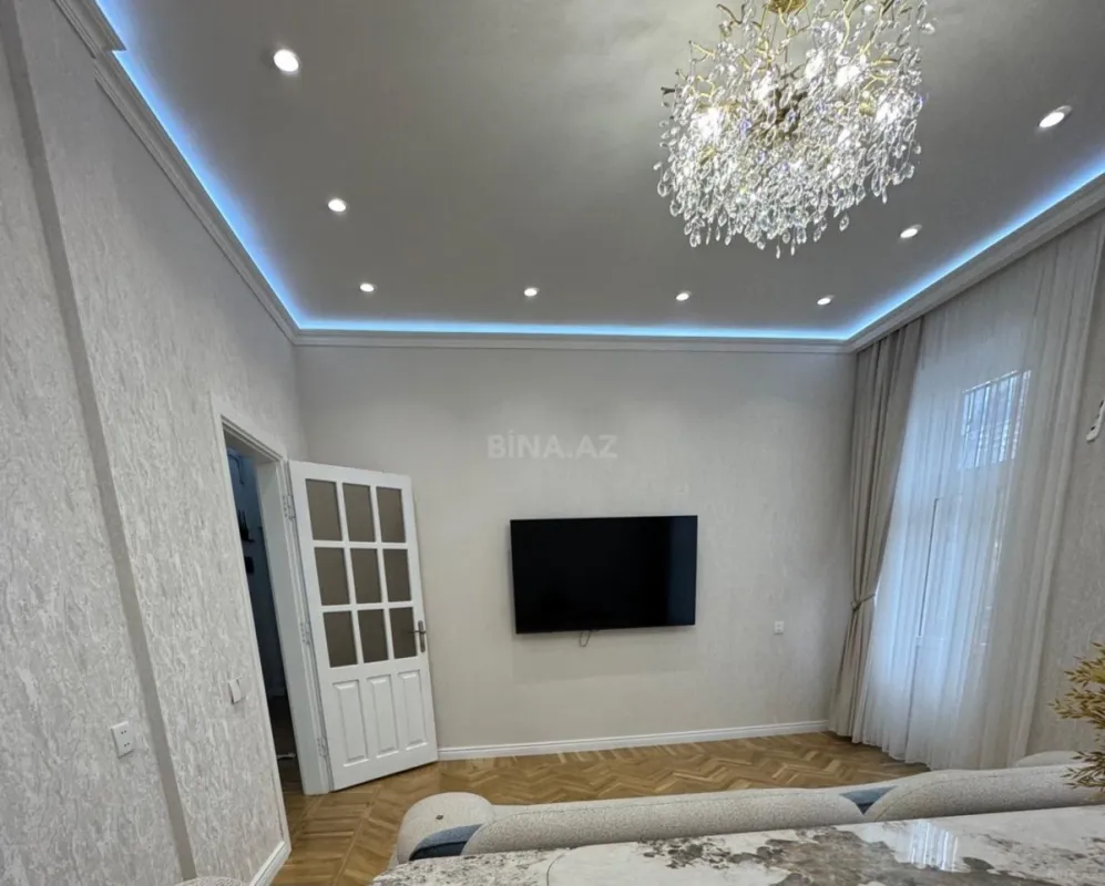Kirayə verilir 3 otaqlı mənzil 90 m²