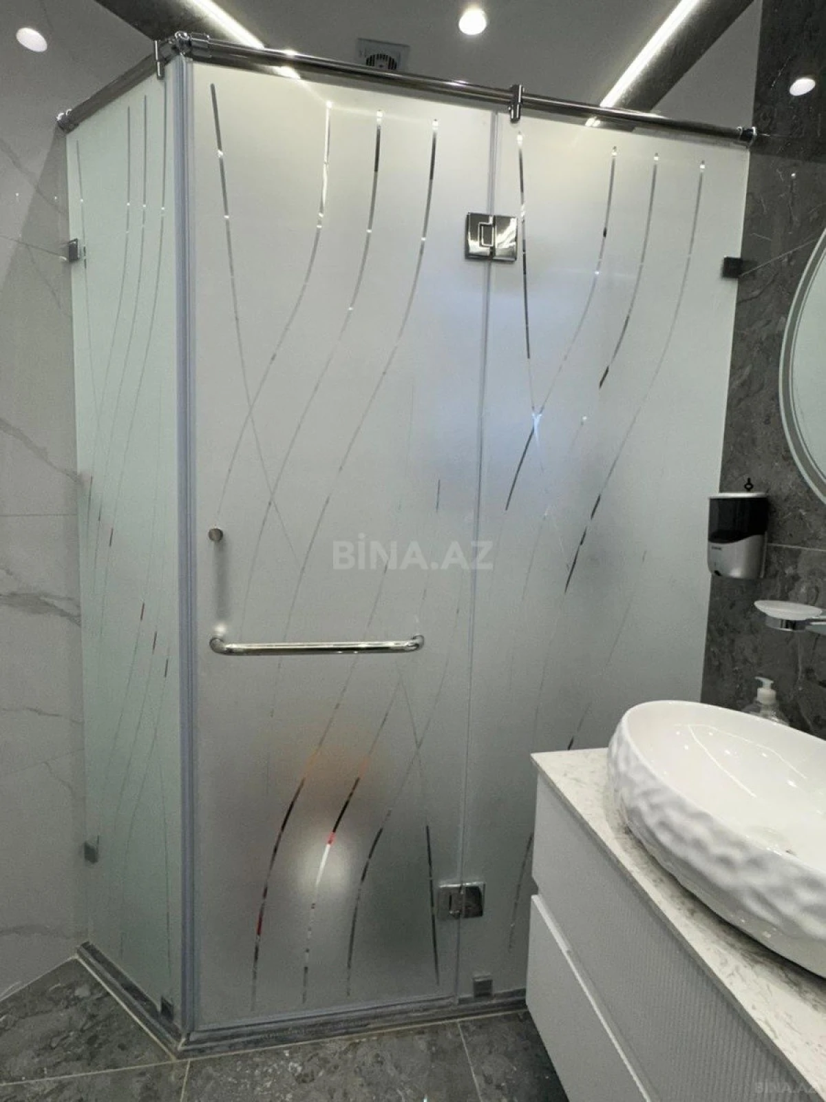 Kirayə verilir 3 otaqlı mənzil 90 m²