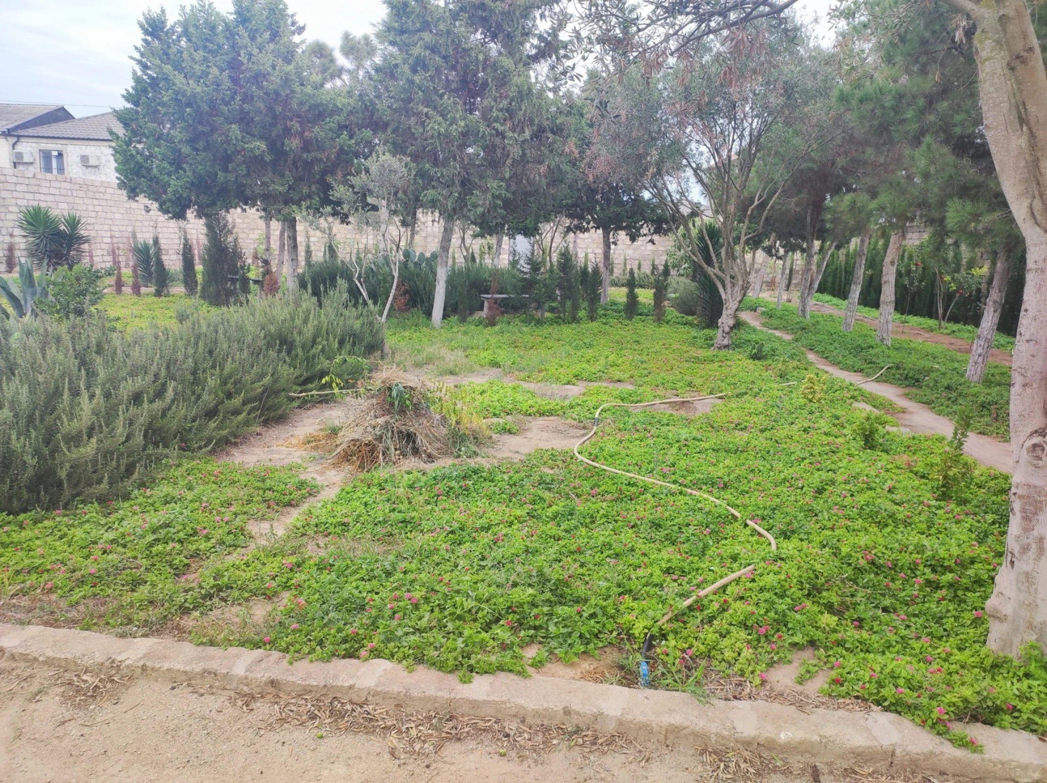 Satılır 4 otaqlı həyət evi 190 m²