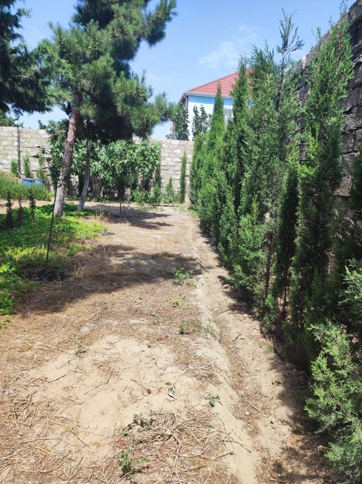 Satılır 4 otaqlı həyət evi 190 m²
