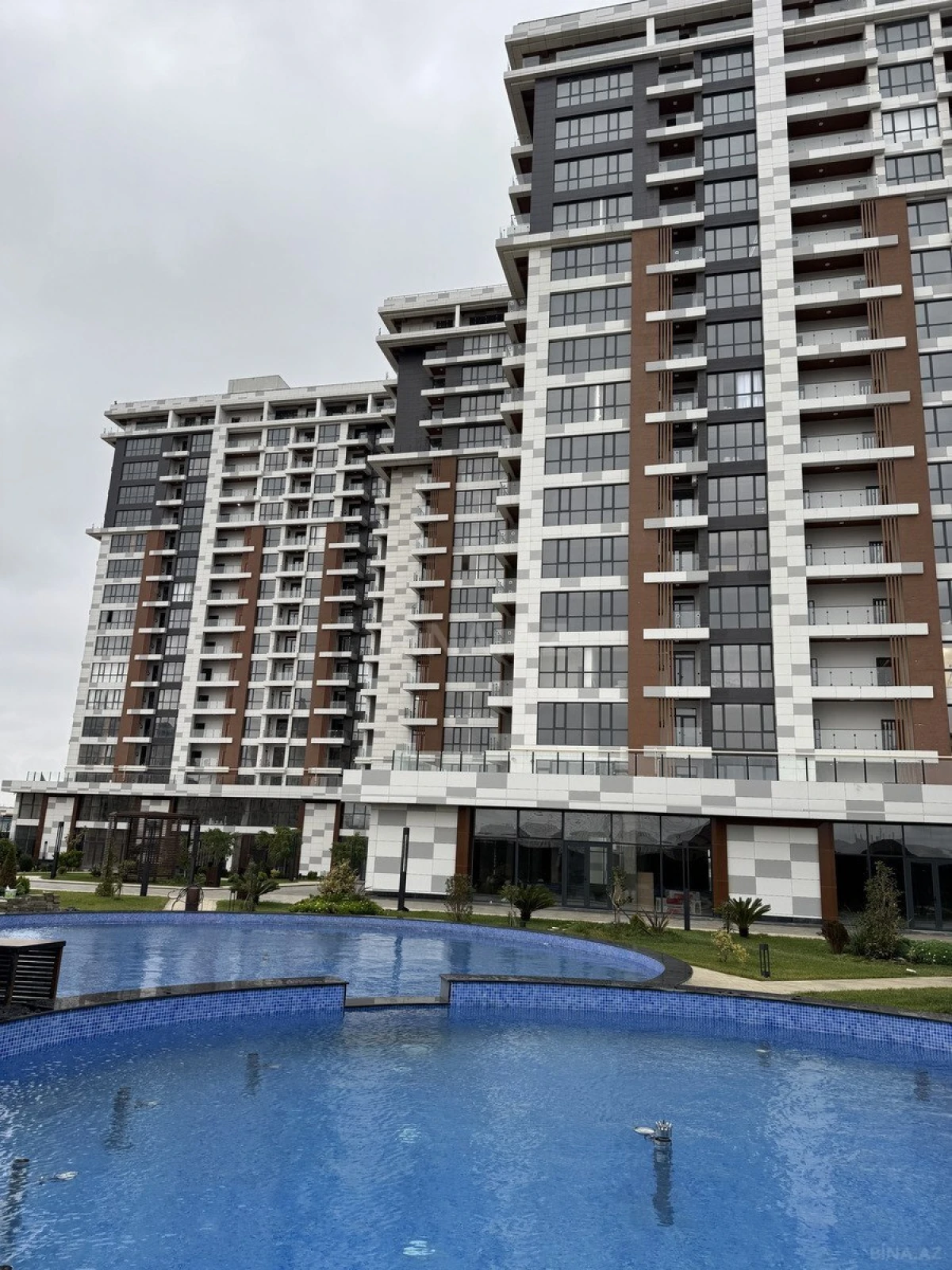 Satılır 2 otaqlı mənzil 59 m²