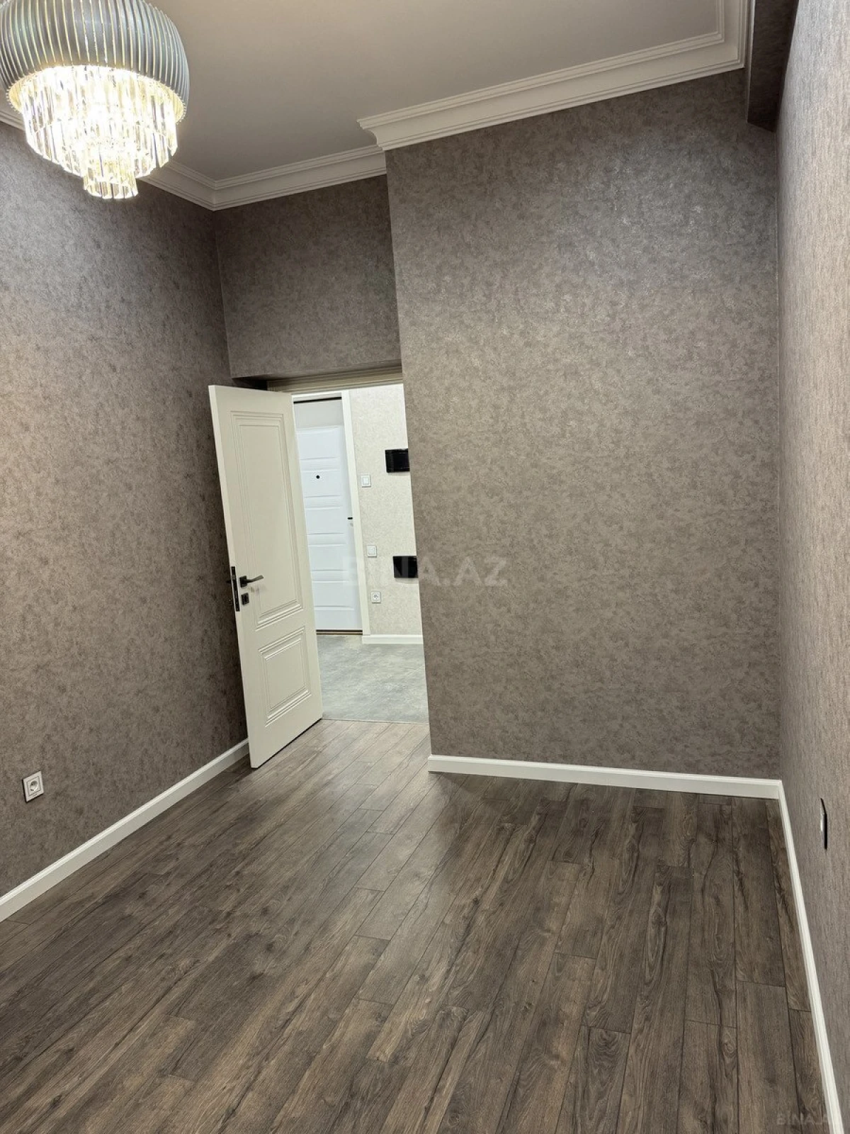 Satılır 2 otaqlı mənzil 59 m²