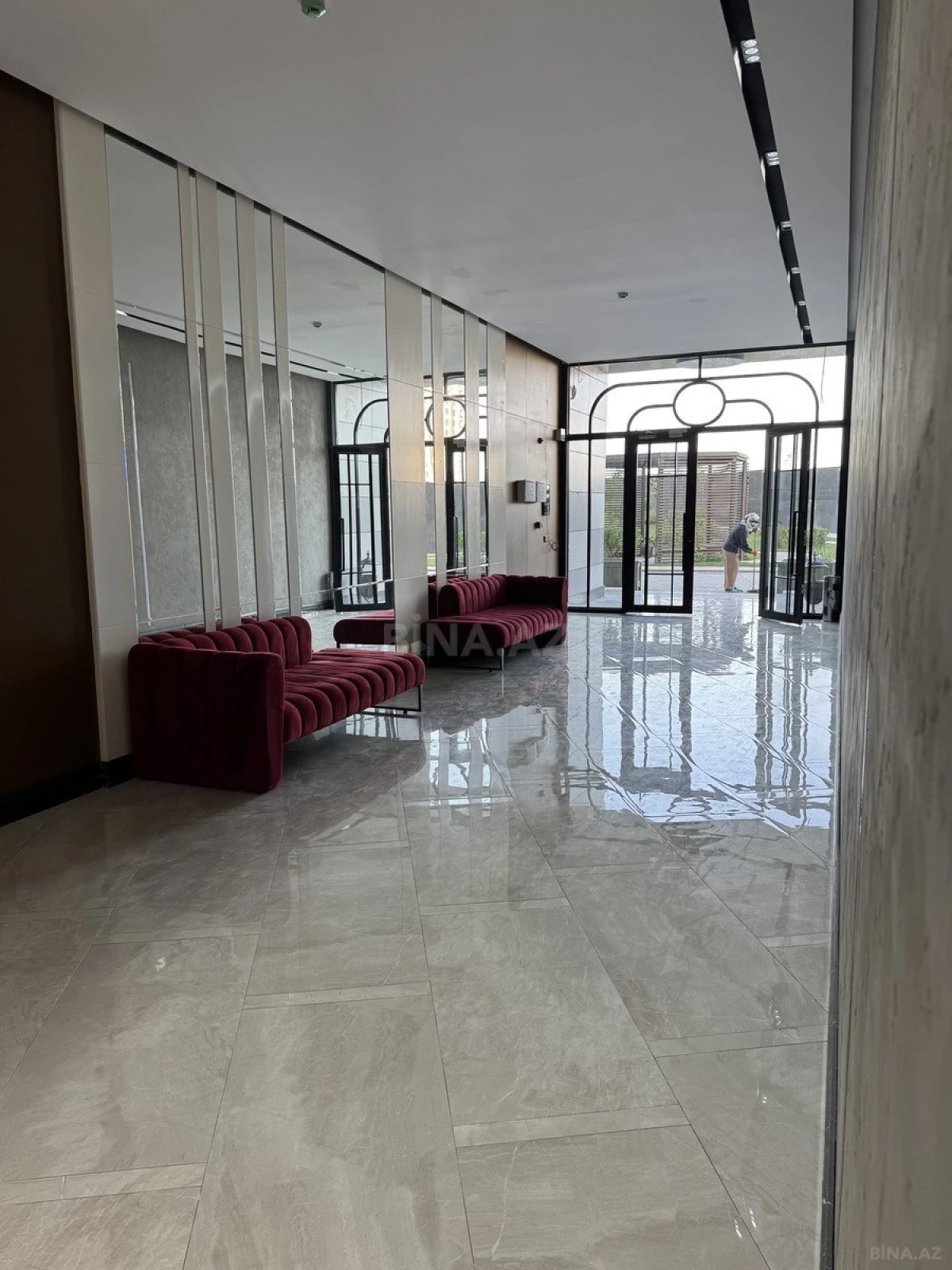 Satılır 2 otaqlı mənzil 59 m²