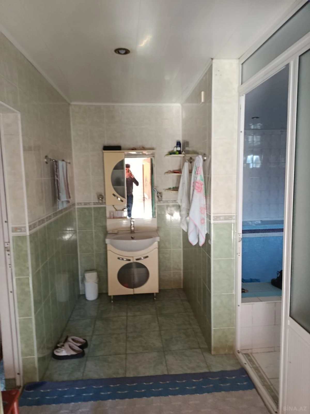 Satılır 11 otaqlı həyət evi 600 m²
