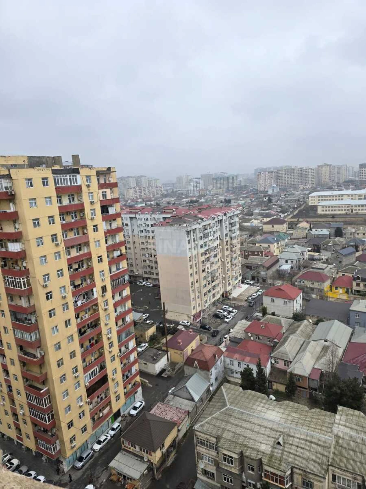 Kirayə verilir 2 otaqlı mənzil 60 m²