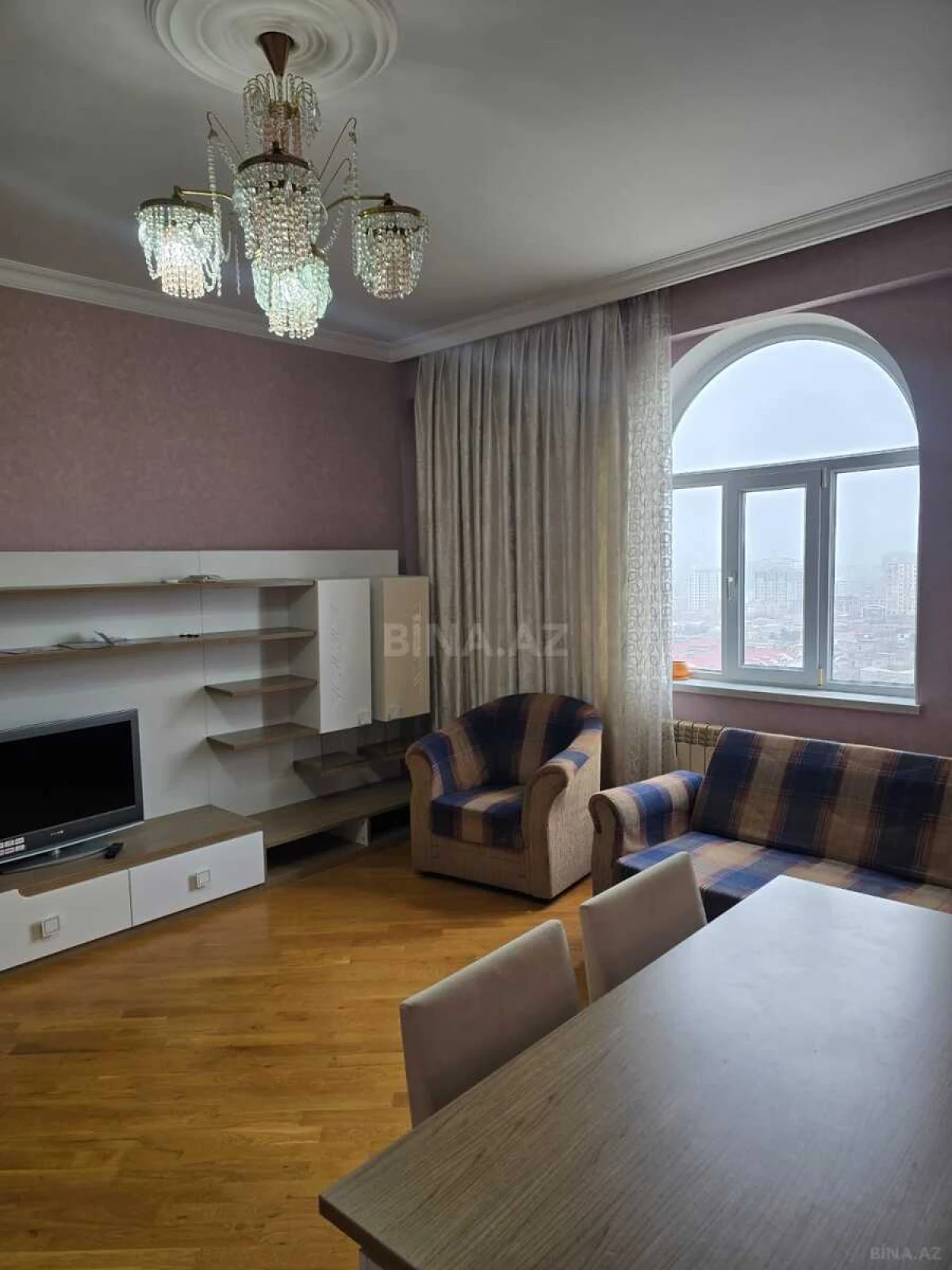 Kirayə verilir 2 otaqlı mənzil 60 m²