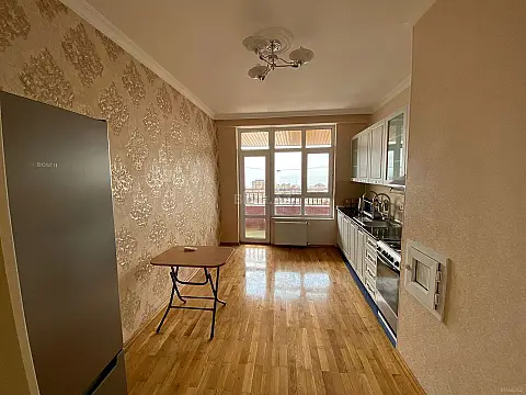 Kirayə verilir 2 otaqlı mənzil 120 m² — Bakı, Badamdar 2 otaq 120.00 m²